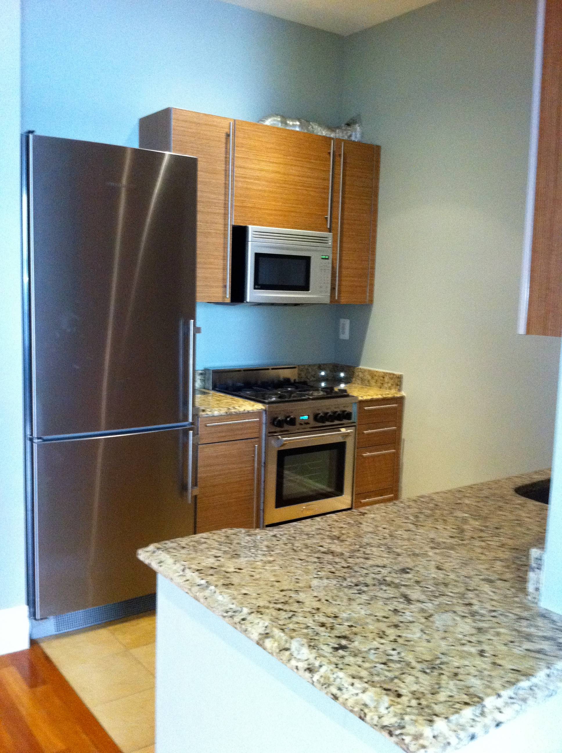 Awesome 1 Bedroom...WALK-IN CLOSET...DISHWASHER...Upper West Side!!