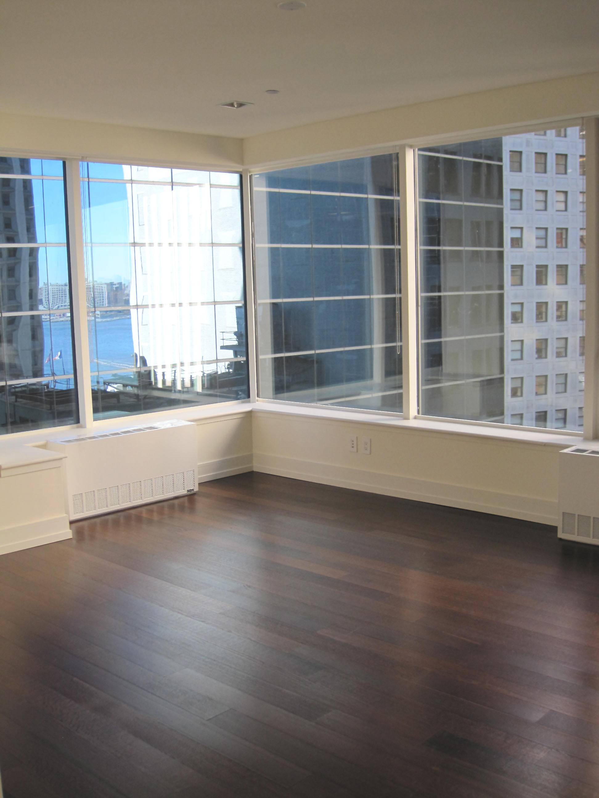 FINANCIAL DISTRICT RENTAL; NEW YORK PLAZA / 2 WATER STREET; STUNNING 2 BEDROOM - NO BROKERS FEE