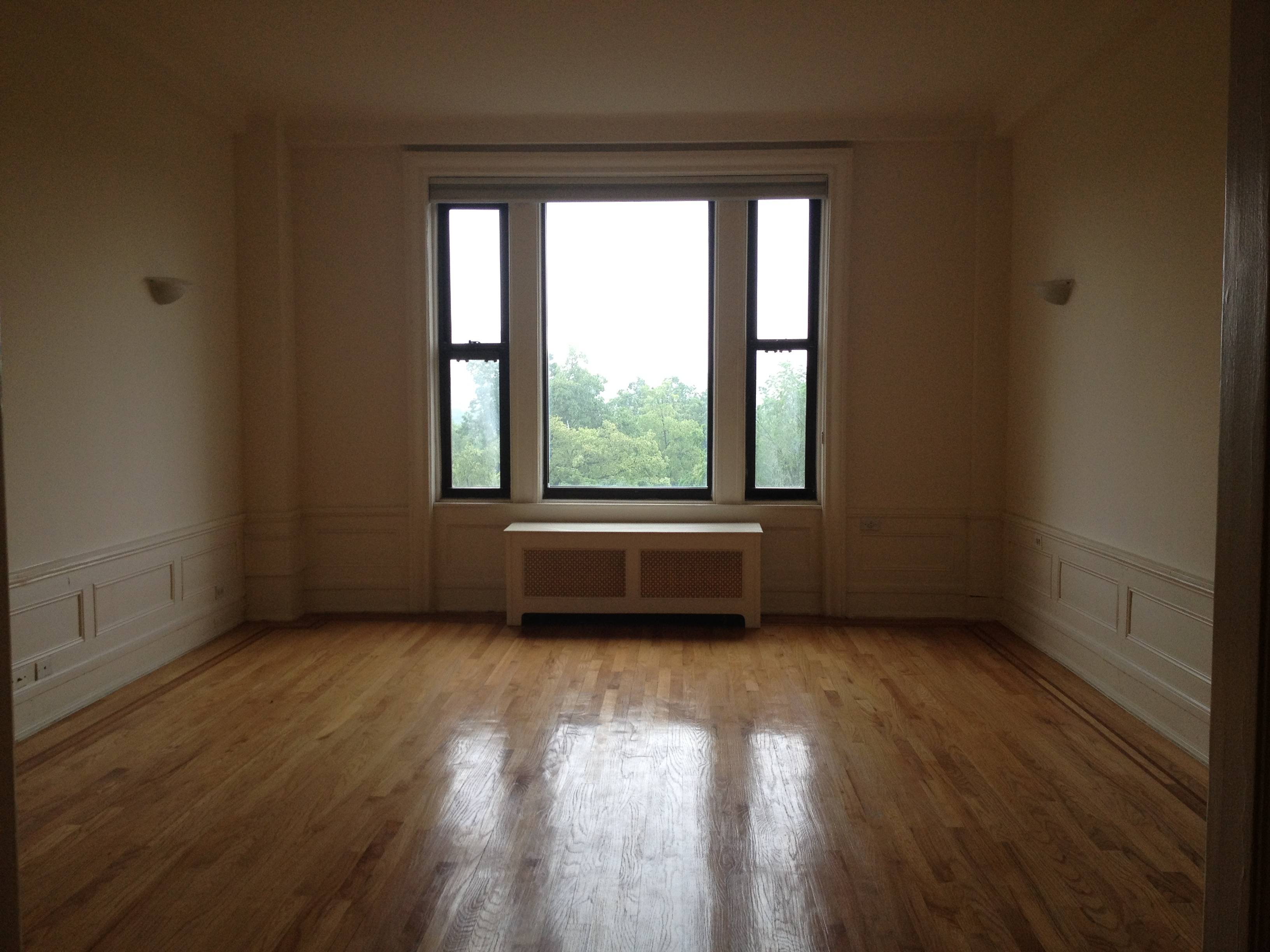 Upper West Side, Central Park West and 92nd Street, 2 Bedrooms and 2 Bathrooms, Classic Six Apartment