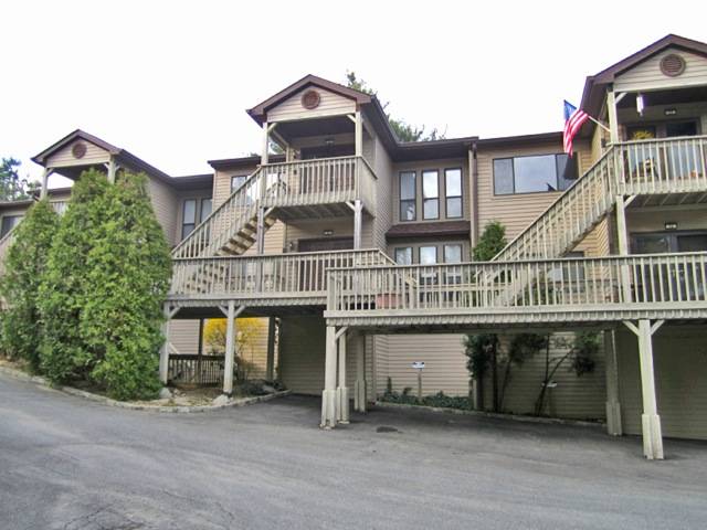 Glen Head - luxury 2 bed 2 bath  in The Knolls gated community