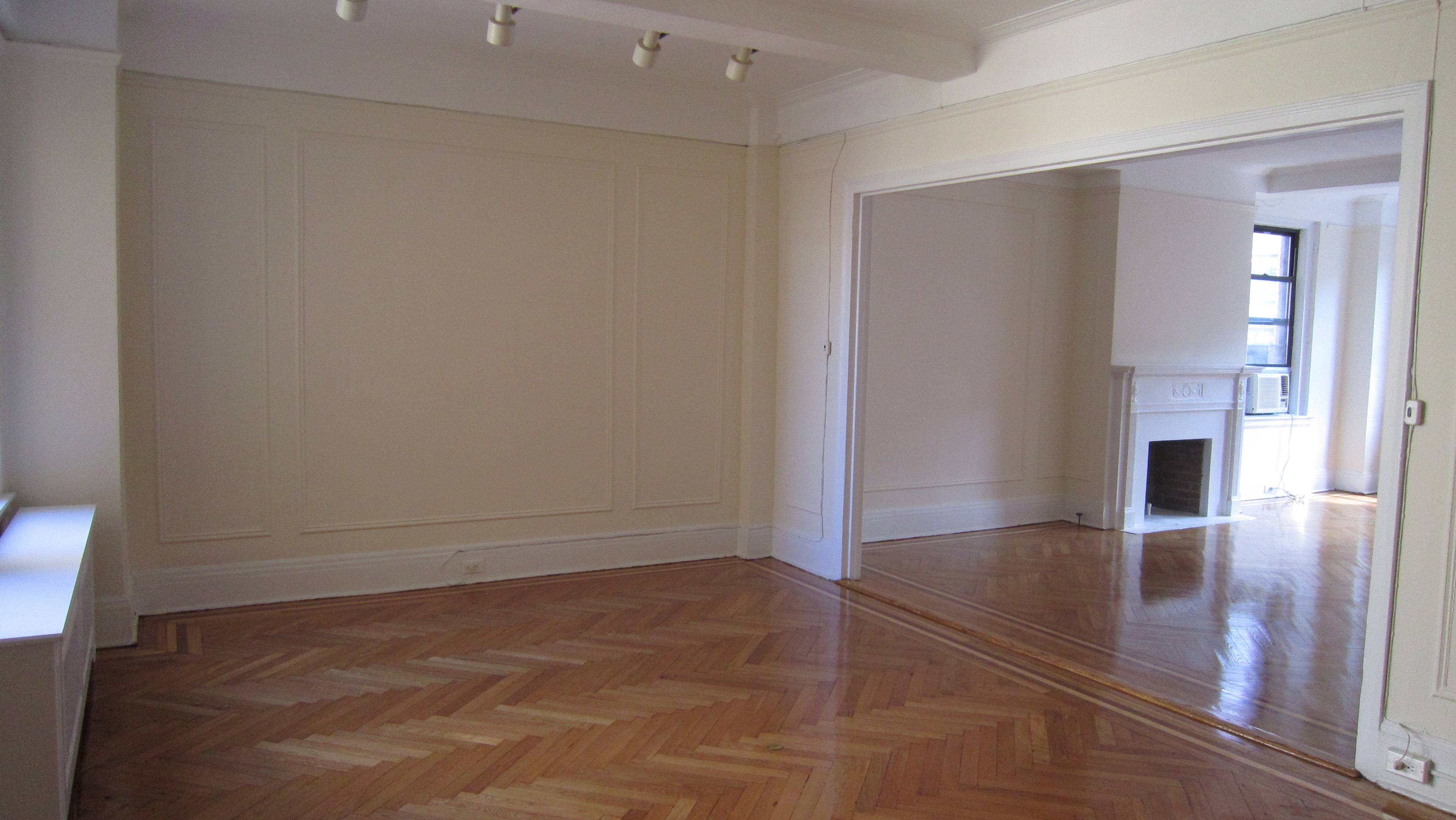 Upper West SideMid 70th,  High Floor Pre-War Classic7 4 BR 3 BA Formal Dining Room FirePlace Light.W/D Renovated No Board Approval. 