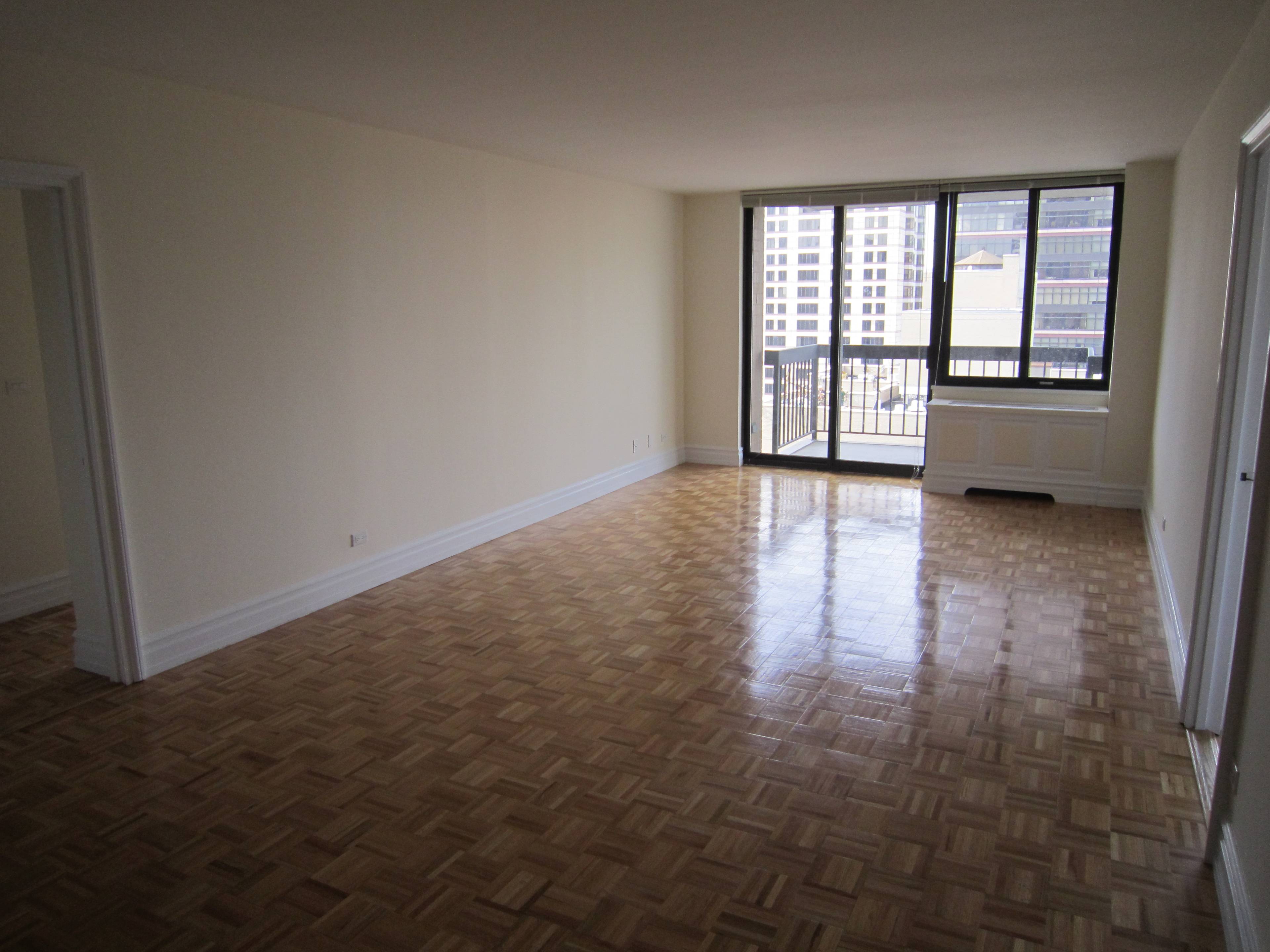  Bright 3 BR 3 BA Balcony W/D  view High FL Lincoln Center Central Park Traders' Joe Upper West Side Mid 60