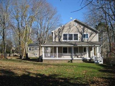 SHELTER ISLAND HEIGHTS FABULOUS LOCATION FOR INVESTORS