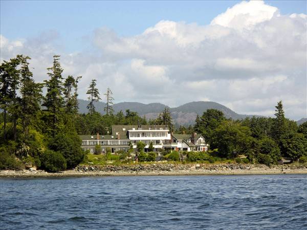 Inn for Sale -  Sooke British Columbia Canada - Great Inn!