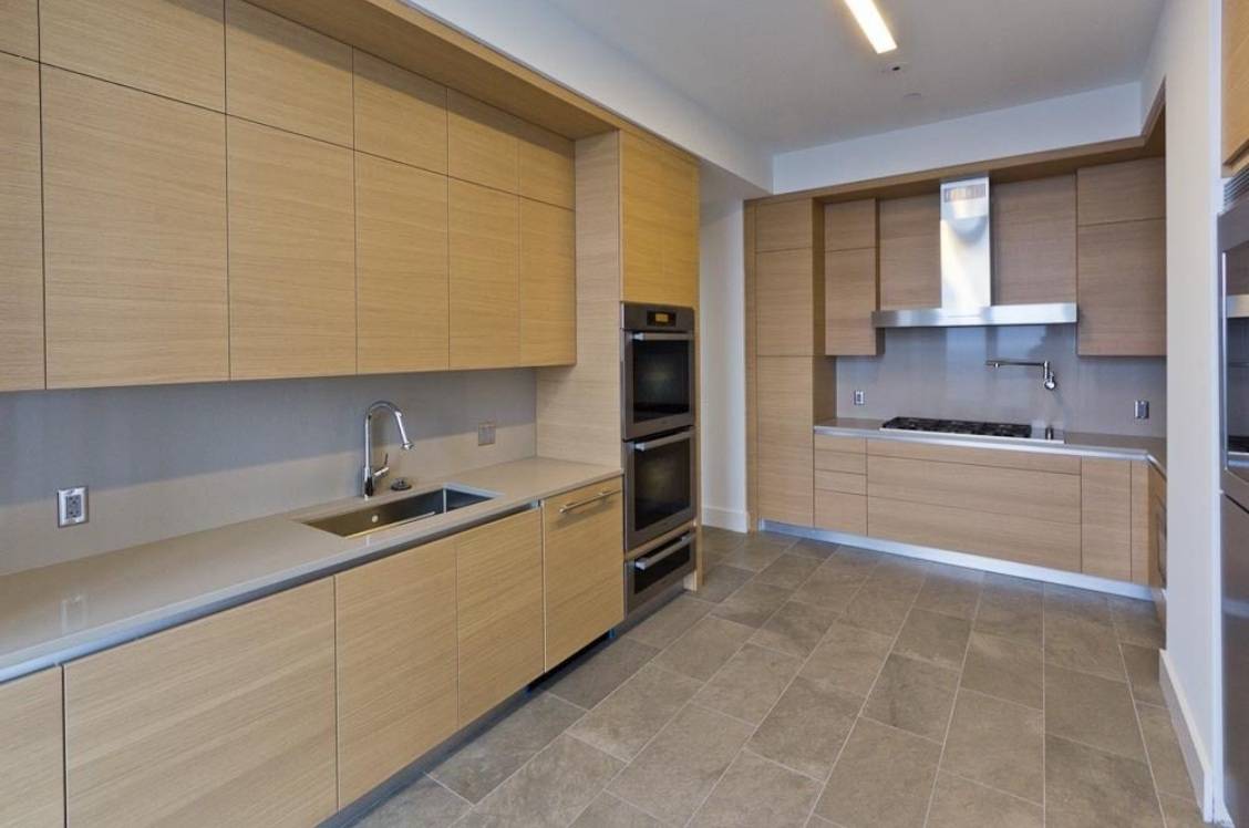 Downtown Manhattan - Featuring the Best Highrise View - Unique Three Bedrooms Two and half Bathrooms Apartment for rent