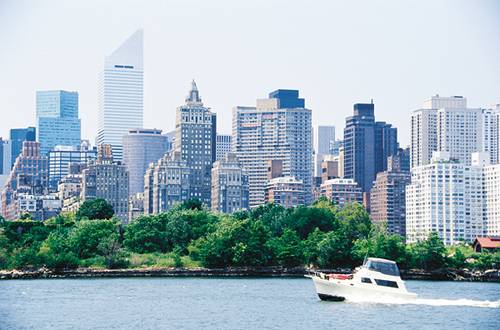 Long Island City Spacious 2 Bedroom with Dramatic Views and Terrace