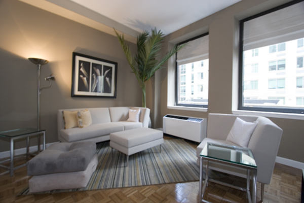 Great For Shares!!! 1BR Convertible 2. Best Deal in Finantial District.