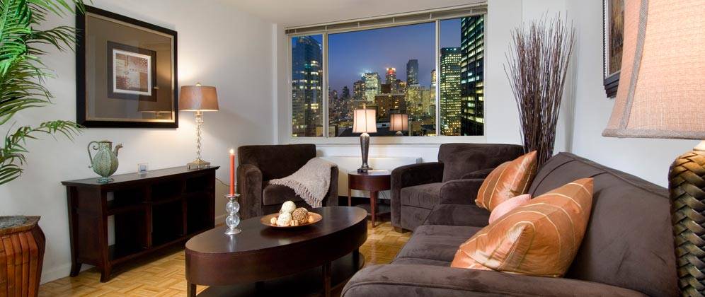 Hell’s Kitchen – Amazing 1 bedroom/1 bath apartment with walk-in-closet for $3,250