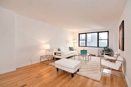 FOR SALE :GORGEOUS ONE BED/ONE BATH  ON HIGH FLOOR WITH AMAZING CITY VIEW IN UNION SQURE