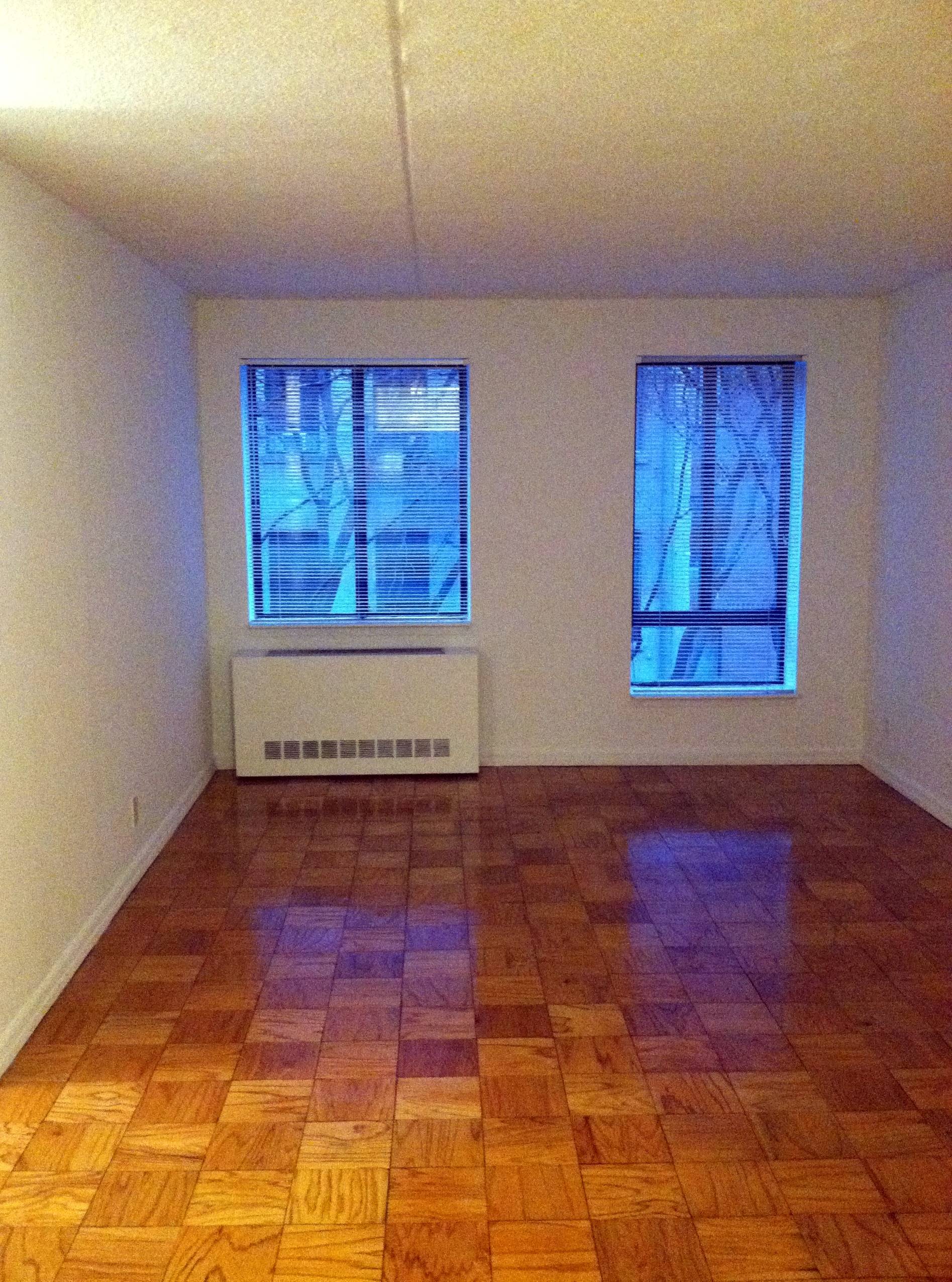 Midtown West (Hell's Kitchen) ~ Huge 1 Bedroom ~ Close to Central Park and Columbus Circle ~ No Broker Fee