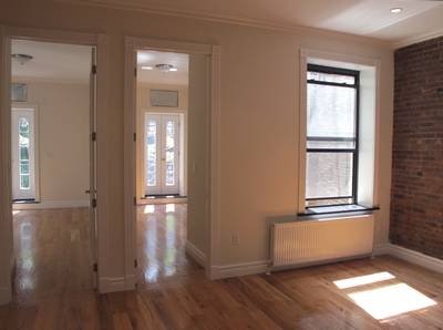 Midtown West, West 50th Street and 9th Avenue, 3 Bedrooms and 2 Bathrooms