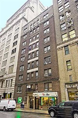 Manhattan One Bedroom Apartment In Great Midtown Location