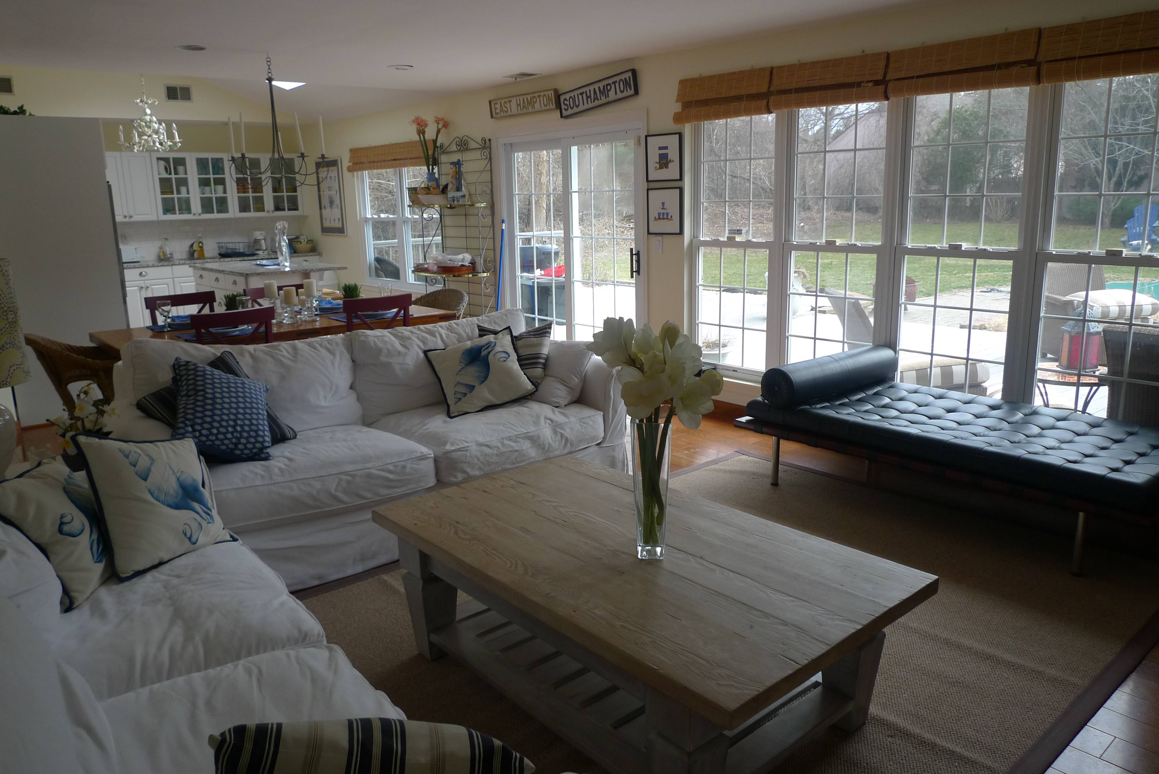 SOUTHAMPTON VILLAGE 4 BEDROOM RENTAL!