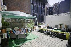 GUT RENOVATED HI CEILINGS 2BR/2BA HUGE PRIVATE DECK W/D SS KITCHEN