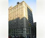 Carnegie Hill Elegant and Sprawling Hi-Floor PreWar Classic Eight  4 bedroom on Park Ave White Glove Doorman Service Upper East Side