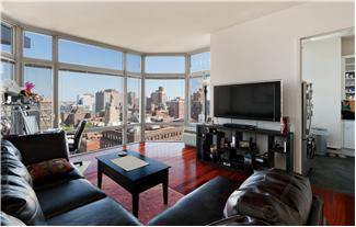 Kips Bay High Floor Mint One Bedroom Apartment with Balcony