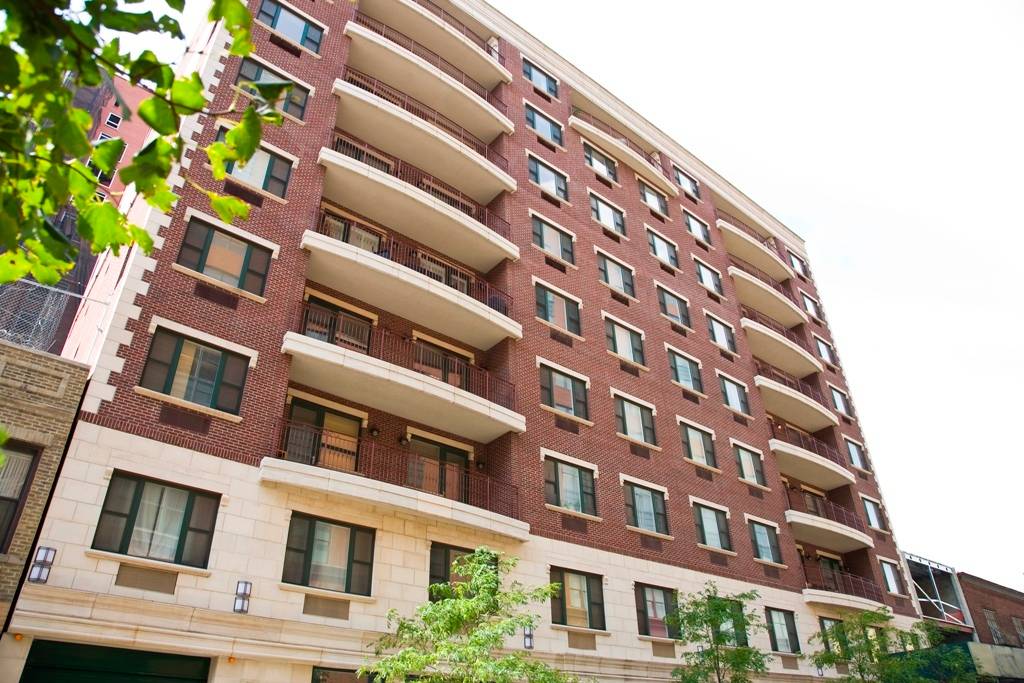Best Priced 1 bedroom in Queens Plaza - Long Island City only $625/psf