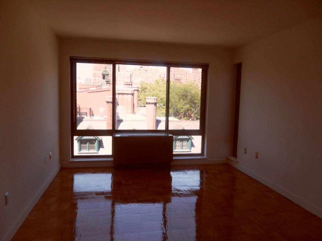 MEATPACKING DISTRICT-FABULOUS APARTMENT NEXT TO HIGHLINE PARK IN CHELSEA-CALL EMERY!