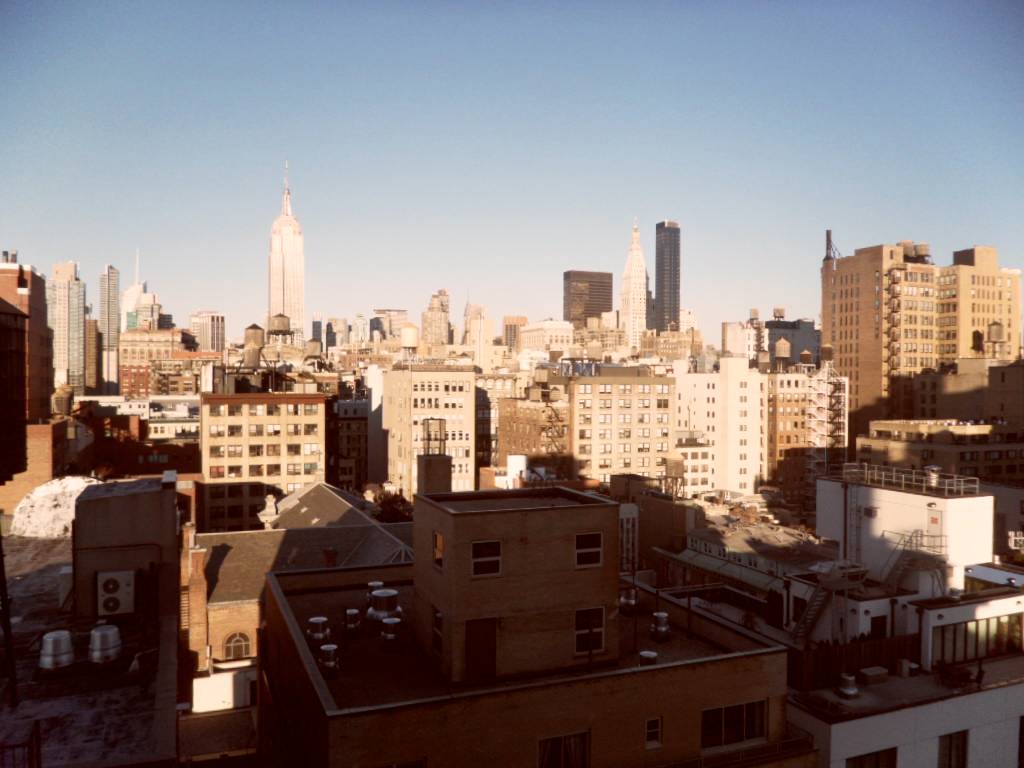*** CHELSEA/FLATIRON*** LARGE STUDIO** DRMN/LUX BUILDING*** BALCONY !!!!