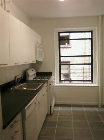 1 Bedroom - Renovated - Inwood