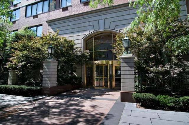 Luxury Manhattan Apartments for Rent in Sophisticated and Elegant Building  - Five Bedroom Apartment Available!