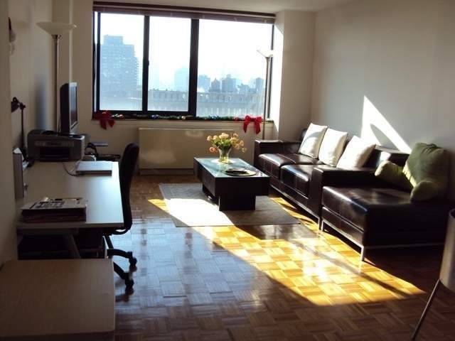 Spacios**Post War**Large One Bedroom**Terrace & NYC View**