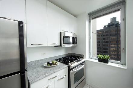 GORGEOUS VIEWS AMAZING LAYOUT STATE OF THE ART FINISHES PRIME MIDTOWN