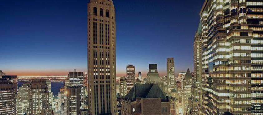 FINANCIAL DISTRICT, LUXURY ONE BEDROOM, WASHER/DRYER IN UNIT** NO BROKER FEE 