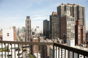 Midtown East 50s~ **Gorgeous LARGE 3Bed 2.5Bath** Balcony_Closets **24DM** Whole Food**Central Park