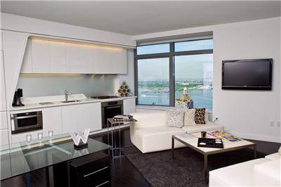 Financial District One Bedroom Condo For Sale Near Freedom Tower