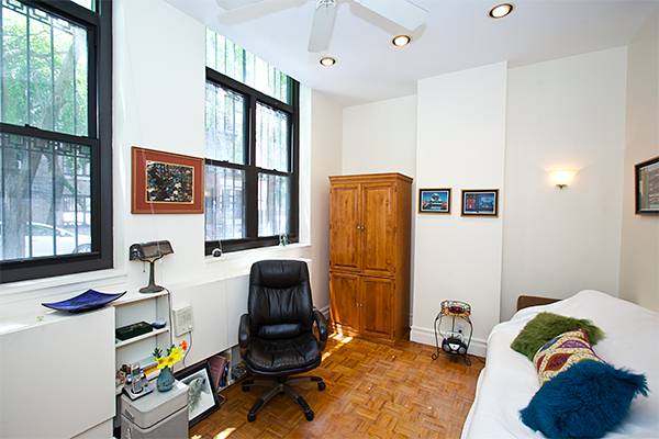 LOFT LIKE WEST 80'S JR 1 BED CONDO! SOUTH FACING THERAPIST'S OFFICE IN BOUTIQUE FULL SERVICE BUILDING!