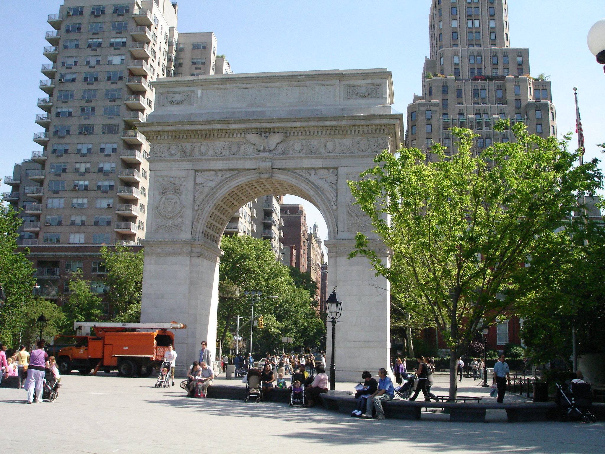 Immaculate True 2 Br. Apt. On Nice Block* Mins Of Washington Square Pk* Corner Unit* 