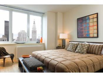 **KNOCK OUT 2BDR/2BA*W/D*ROOF DECK*GYM*PREWAR CONDO W/CHARACTER