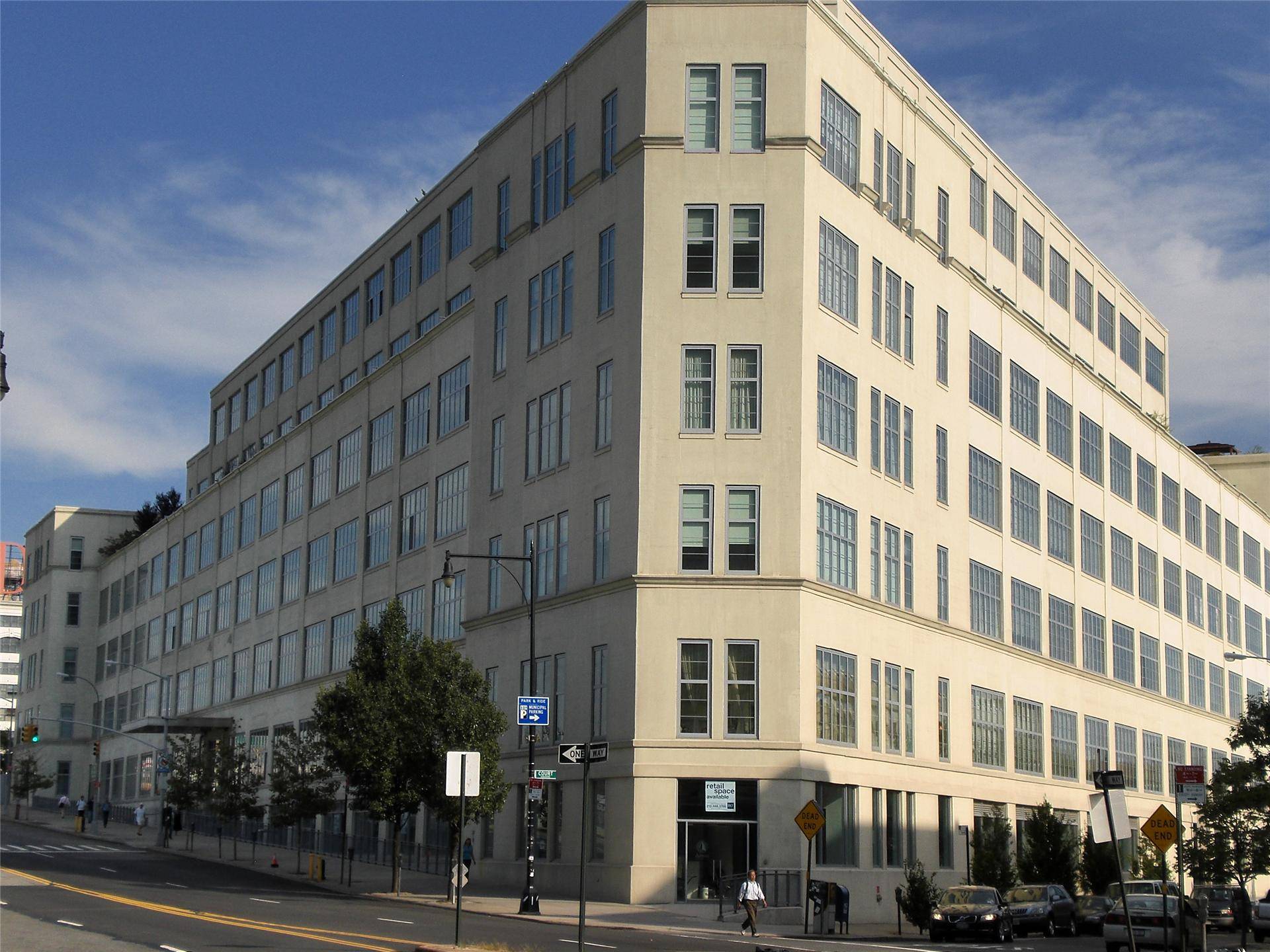 1400 sf True 2 Bed / 2 Bath with Private outdoor spaces @ Arris Lofts Condominium