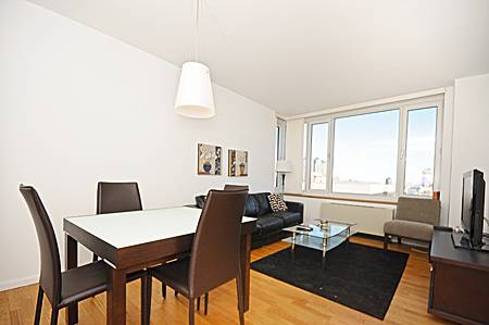 MIDTOWN WEST***SHORT TERM RENTAL MIN. 3 MONTHS..... NICELY FURNISHED**** HI FLOORS, 24H DOORMAN/ SWIMMING POOL/FITNESS CENTER/ WEST SIDE !!!