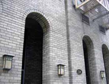 NEW TO THE MARKET LOCATION LOCATION LOCATION ONE BEDROOM CENTRAL PARK SOUTH  COLUMBUS CIRCLE AREA