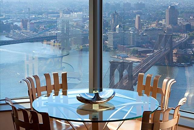Must See Corner 3 Bedroom 2.5 Bath with Full Immaculate Panoramic Views FROM 70th FLOOR!! View of Manhattan Bridge and Brooklyn Bridge!! In the Heart & Center of the Financial District! NO FEE! Call NOW!