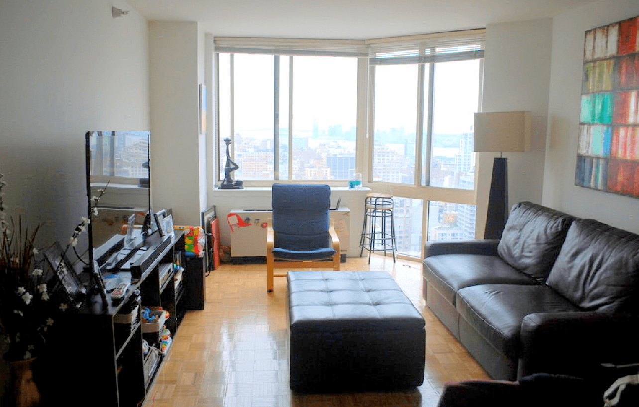 Midtown West - Vivacious One Bedroom One Bathroom - Attractive City Skyline Views 