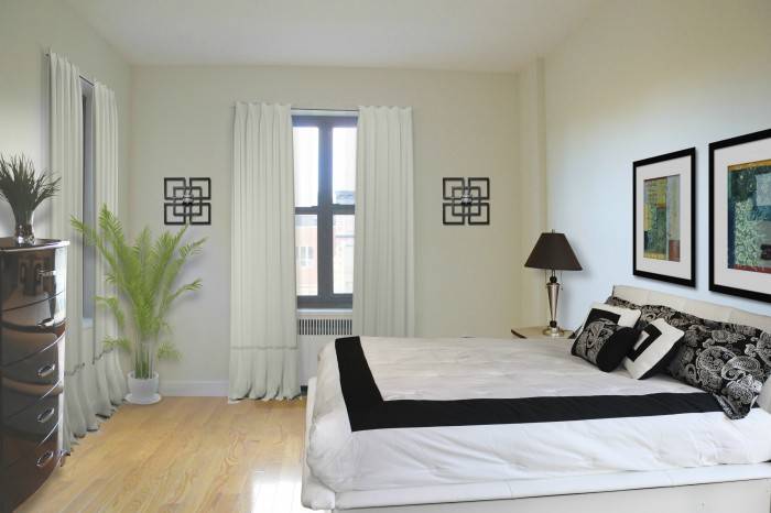 Beautiful West Village 2 Bedroom! Right off Bleecker Street!