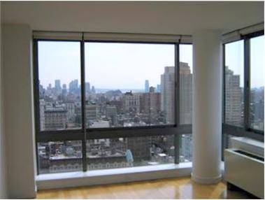 PHENOMENAL CITY VIEWS FROM THIS SPACIOUS, NEWLY BUILT 2 BED WITH BUILDING AMENITIES