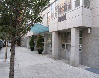 NO FEE--Chic Lower East Side 2-Bed Rental Apartment