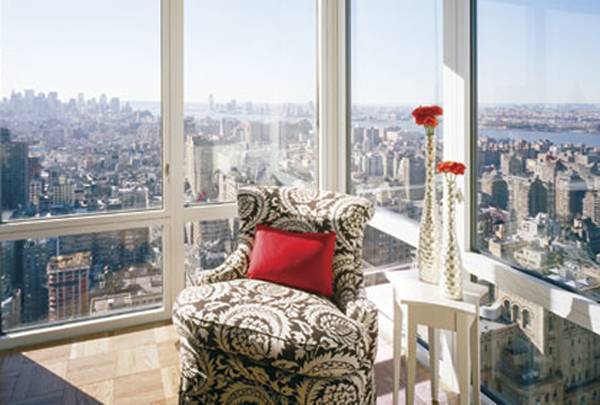 One Bedroom w/AMAZING VIEW, Luxury bldg with Roofdeck, *Chelsea* NO FEE RENTAL