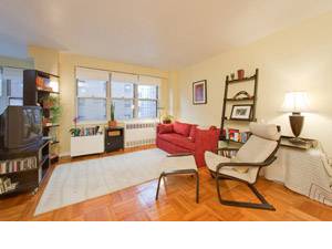 Granite Countertops Luxury Rental in Murray Hill Midtown East
