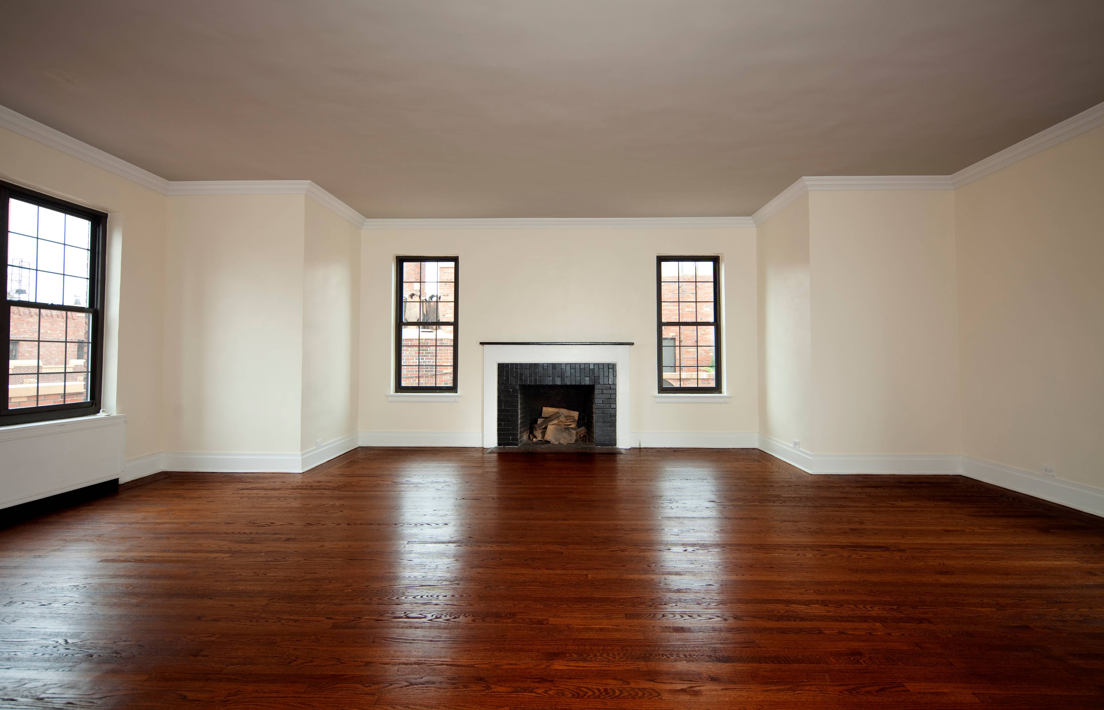 Amazing Renovated 3 Bedroom Penthouse apartment , 2 bathrooms with panoramic wrap around terrace!