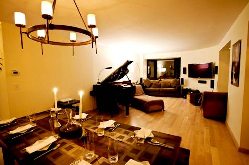 Immaculate, Spacious and Bright Condo in PRIME Upper East Side location!