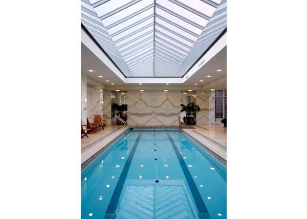 WHY SETTLE FOR LESS? SPARKLING LINCOLN CENTER 2 BED, 2 BATH WITH PARK VIEWS! NO FEE