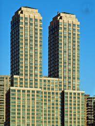UWS 2 bed/2 bath washer/dryer in full service building near Riverside Park South