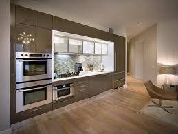 NO FEE. HIGH FLOOR ONE BEDROOM. PRIME WALL ST/FINANCIAL DISTRICT LOCATION. SOUGHT AFTER BUILDING. FULL SERVICE AND LUXURY AMENITIES.