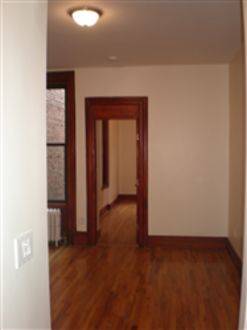 *STUNNING 2 Room STUDIO JUST BLOCKS FROM THE PARK*