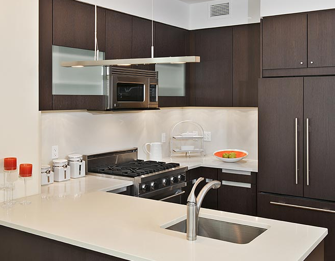 New Condominium in Midtown West , 1 Bedroom 2 Bathroom For Sale, W/D, 24 HR. DM